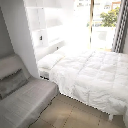 Comfortable In - 20 M² - Pleasant Balcony Lejlighed Albufeira
