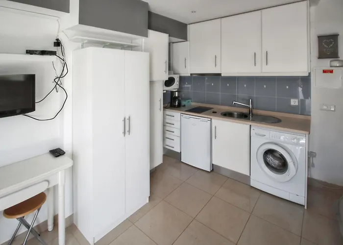 Apartment Comfortable In - 20 M² - Pleasant Balcony