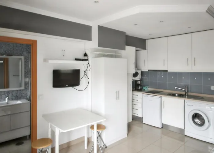 Comfortable In - 20 M² - Pleasant Balcony